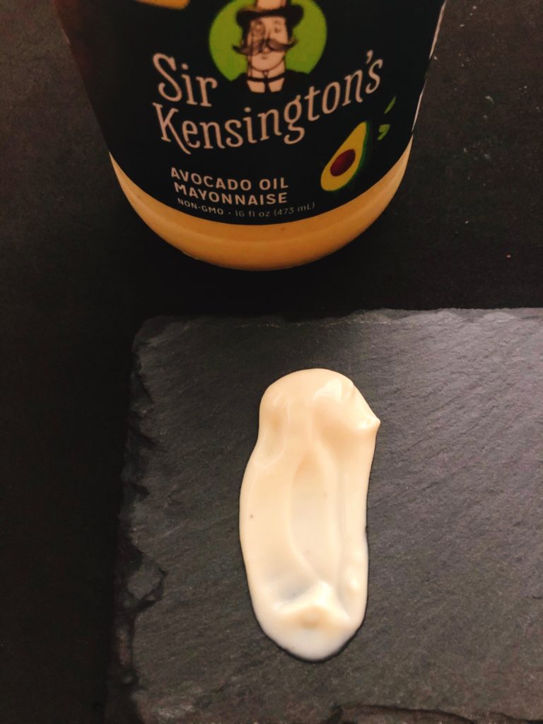【マヨネーズ好き必見!】iHerbで買えるオーガニックマヨネーズ!第二弾 Sir Kensington'sのマヨネーズのテクスチャーは少し柔らかくてトロッとしている。